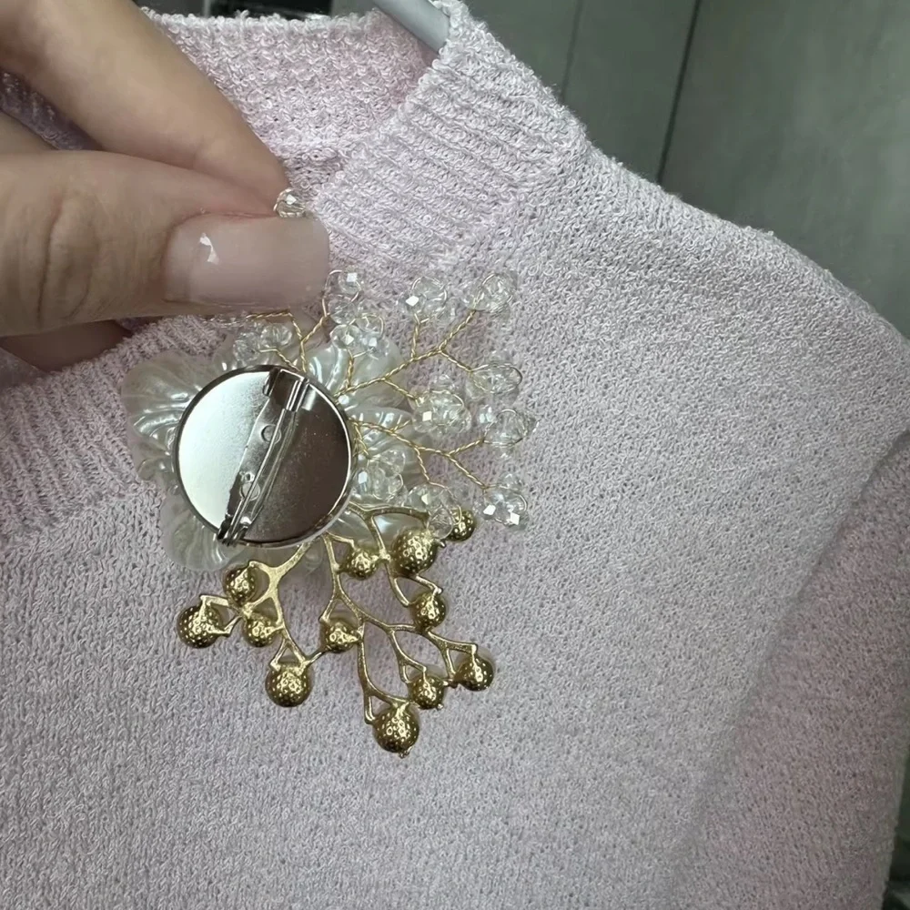 Elegant White Floral Pearl Brooch